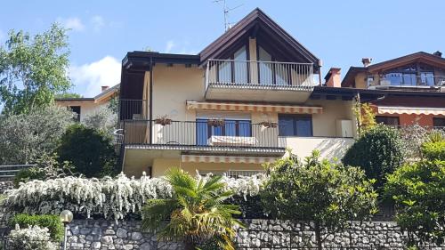 Apartment Weiss Home — 4-Star Luxury Hotel in Riva Del Garda, Italy