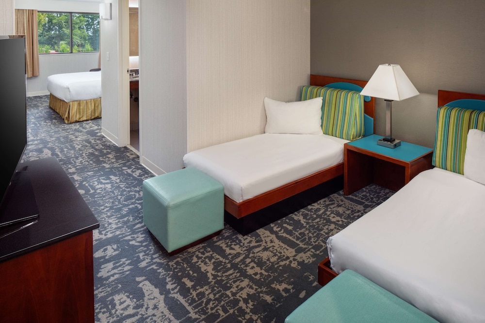 DoubleTree by Hilton Boston North Shore - photo 11