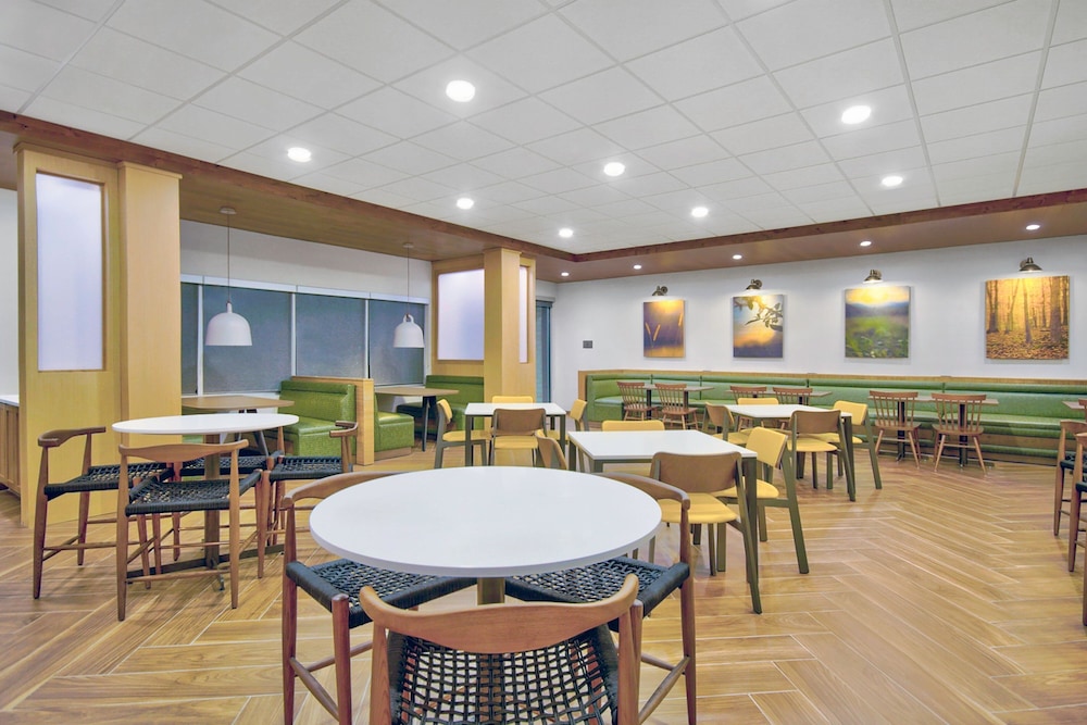 Fairfield Inn & Suites by Marriott Cincinnati North - photo 23