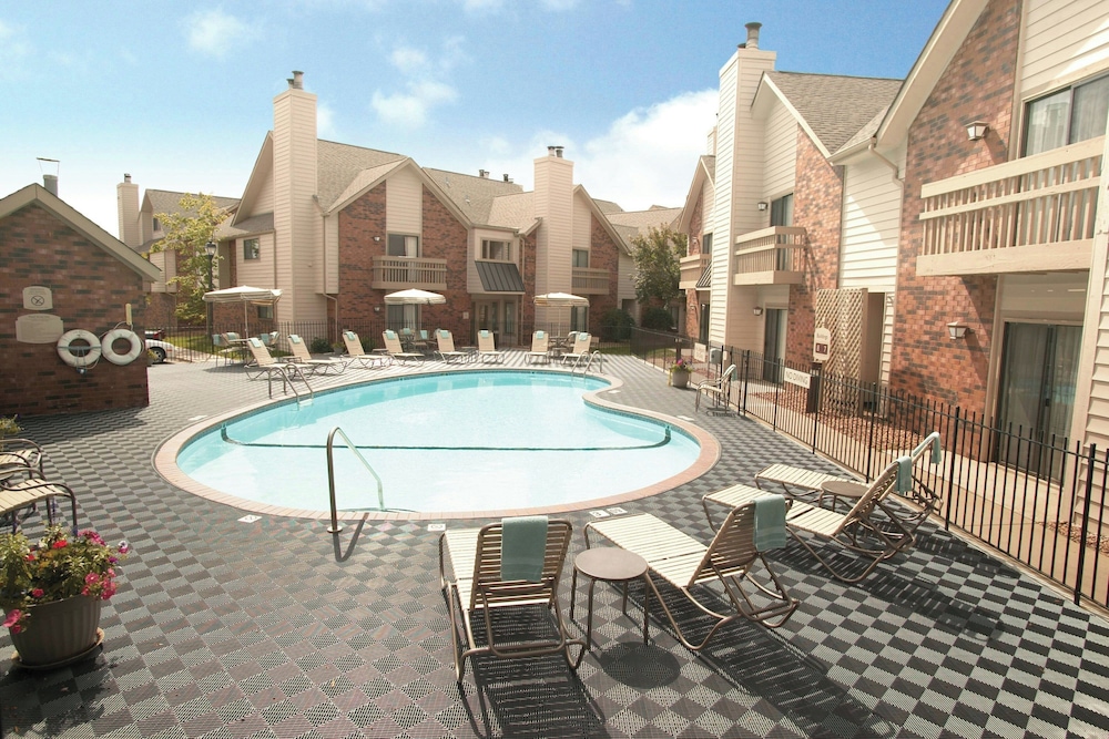 Residence Inn by Marriott Minneapolis Eden Prairie - photo 11