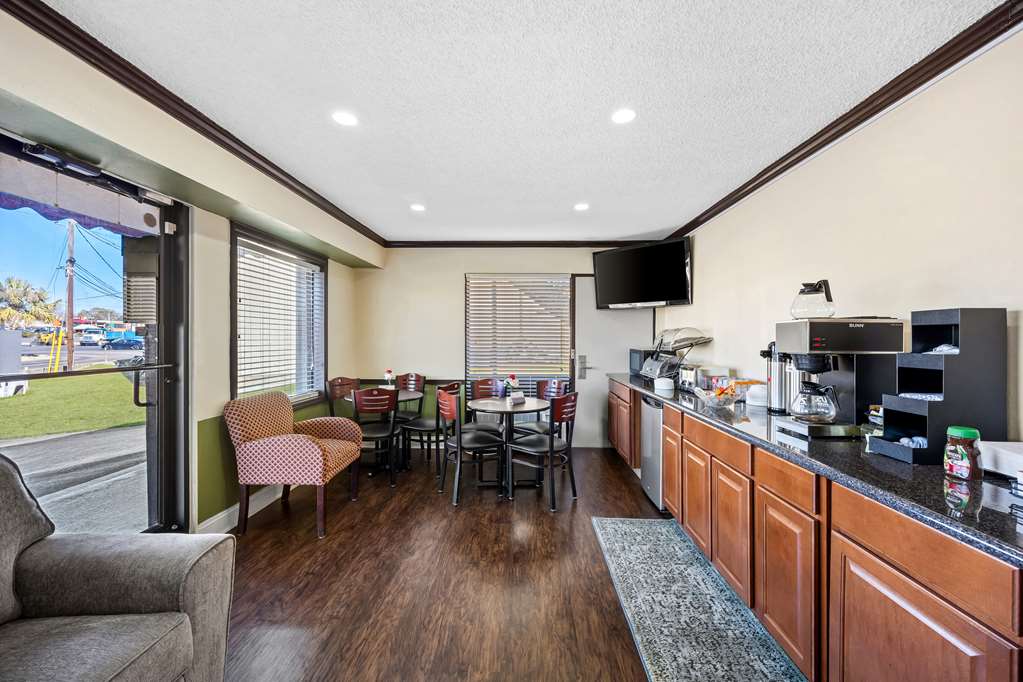 Americas Best Value Inn Ft. Jackson - photo 27