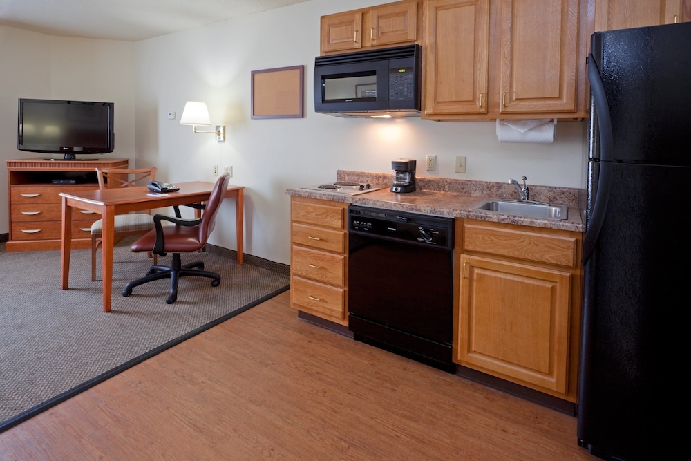 Candlewood Suites Williamsport by IHG - photo 21