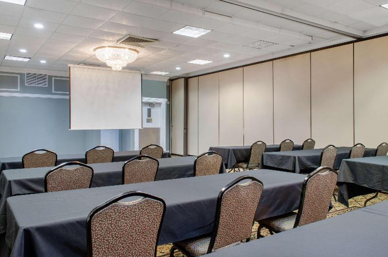 Ramada by Wyndham Shreveport Airport - photo 47
