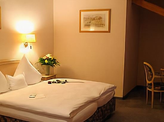 Manchinger Hof - carbon neutral hotel in Manching