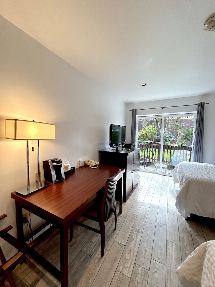 The Woodlands Inn an Ascend Collection hotel - photo 50