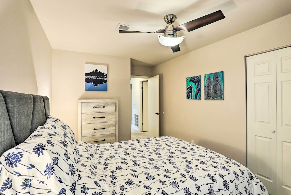 Modern Townhome about 4 Miles to Beaver Creek Resort - photo 2