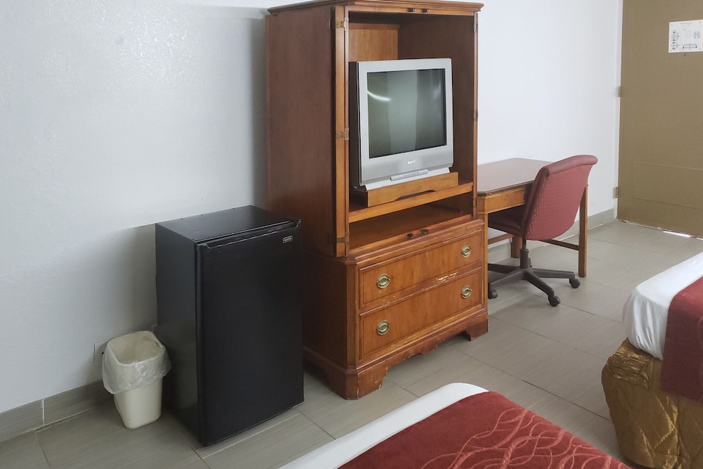 Usa Inn - photo 16