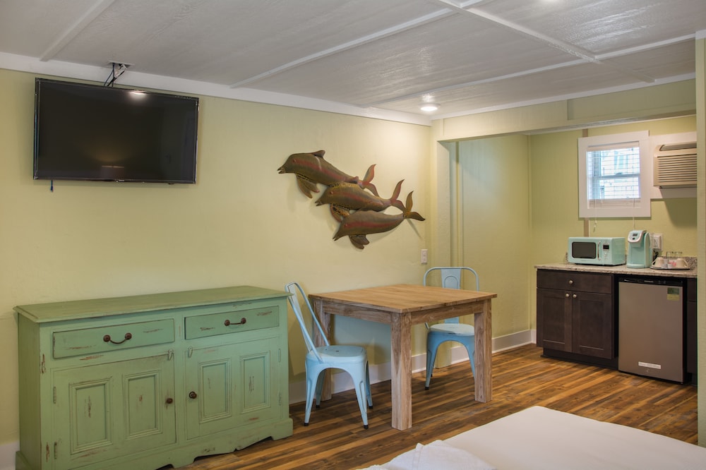 See Sea Motel - photo 59