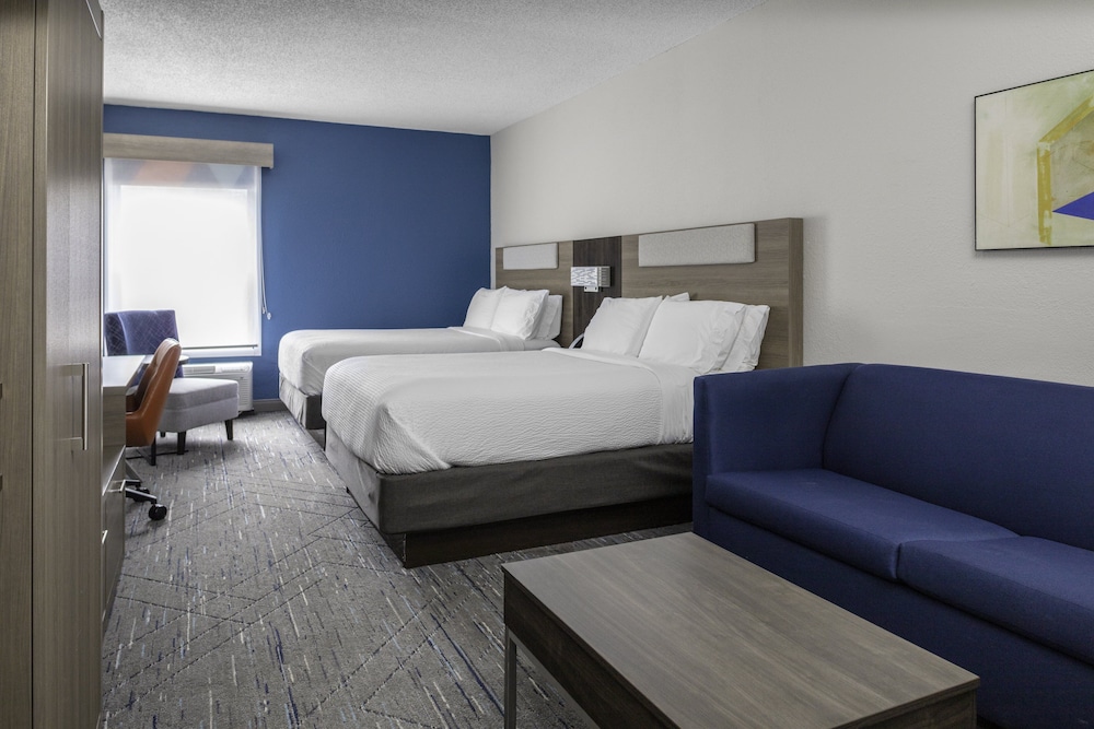Holiday Inn Express & Suites Kimball by IHG - photo 5