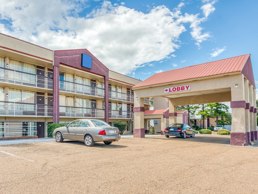 OYO Hotel Jackson North I 55 - photo 29