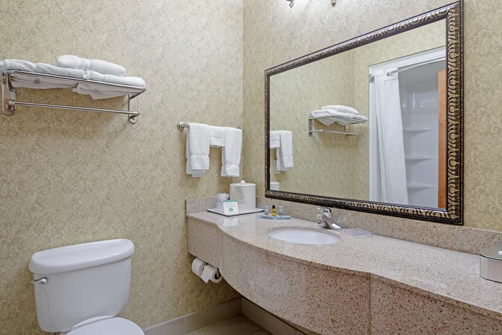 Best Western Plus Bradbury Inn & Suites - photo 46