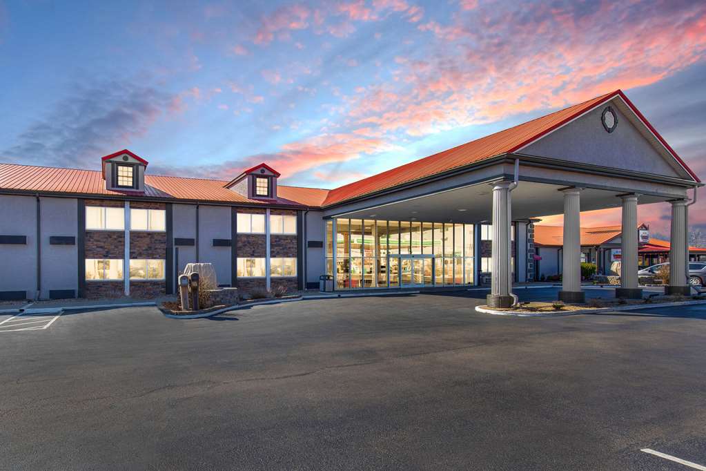 Ramada by Wyndham Bowling Green - photo 6