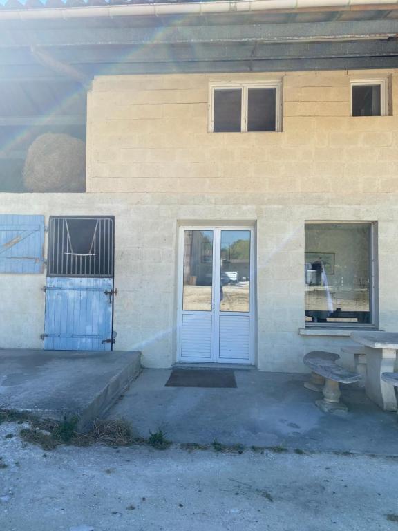 Petite annexe avec piscine commune — Saujon — photo 3