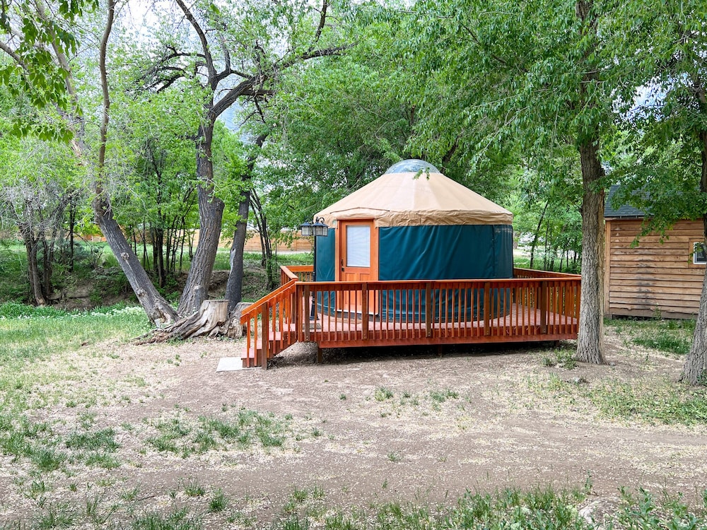 Cedar Creek Lodging & RV Park - photo 26