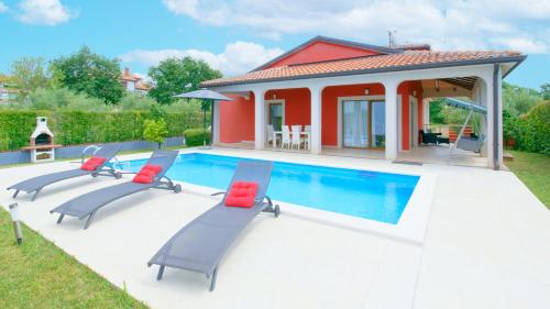Villa Mary by Rent Istria — 4-Star Luxury Hotel in Umag, Croatia
