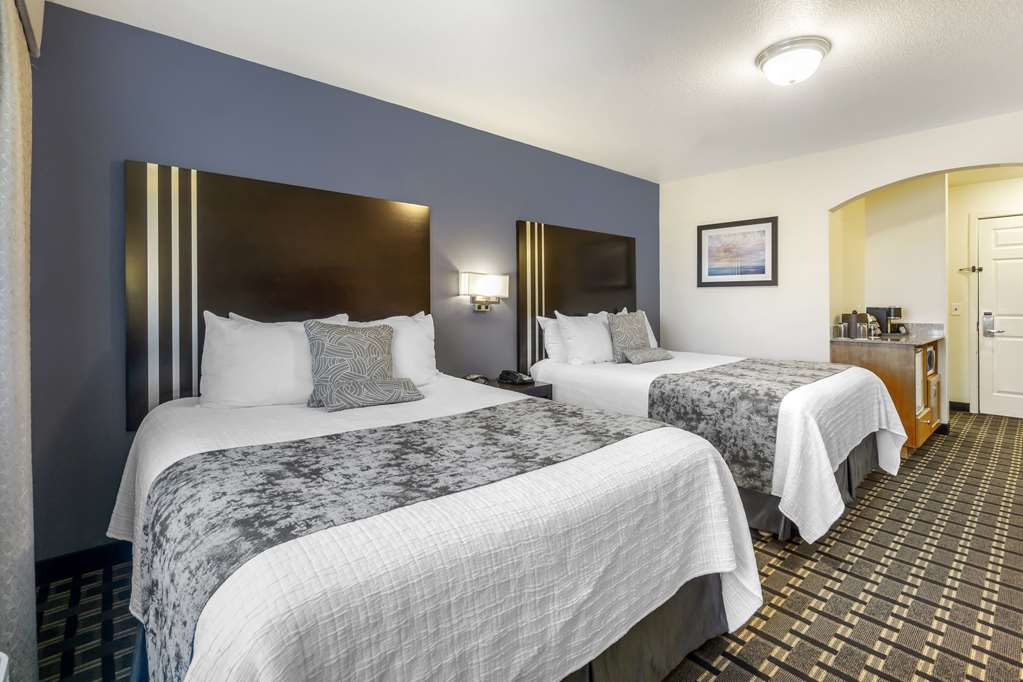 Best Western Plus Edmonds Harbor Inn — Edmonds — photo 4