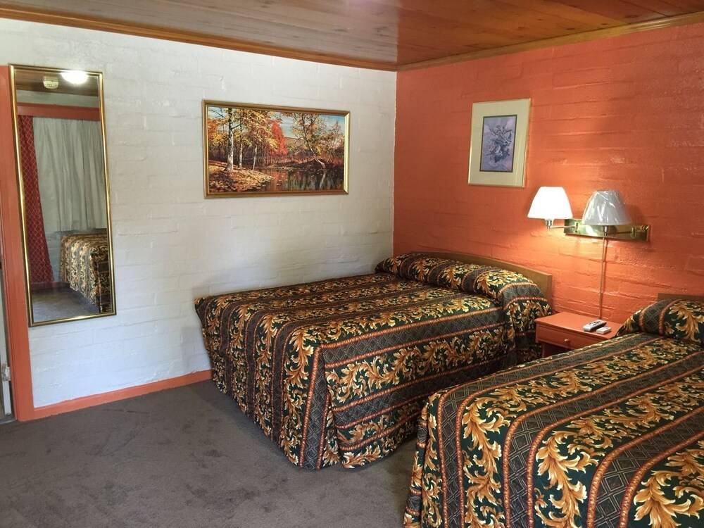 Lovelock Inn - photo 7