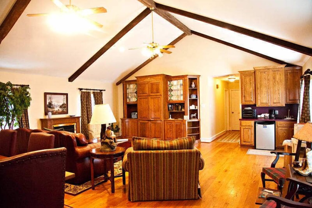 Lillian Farms Bed & Breakfast - photo 70