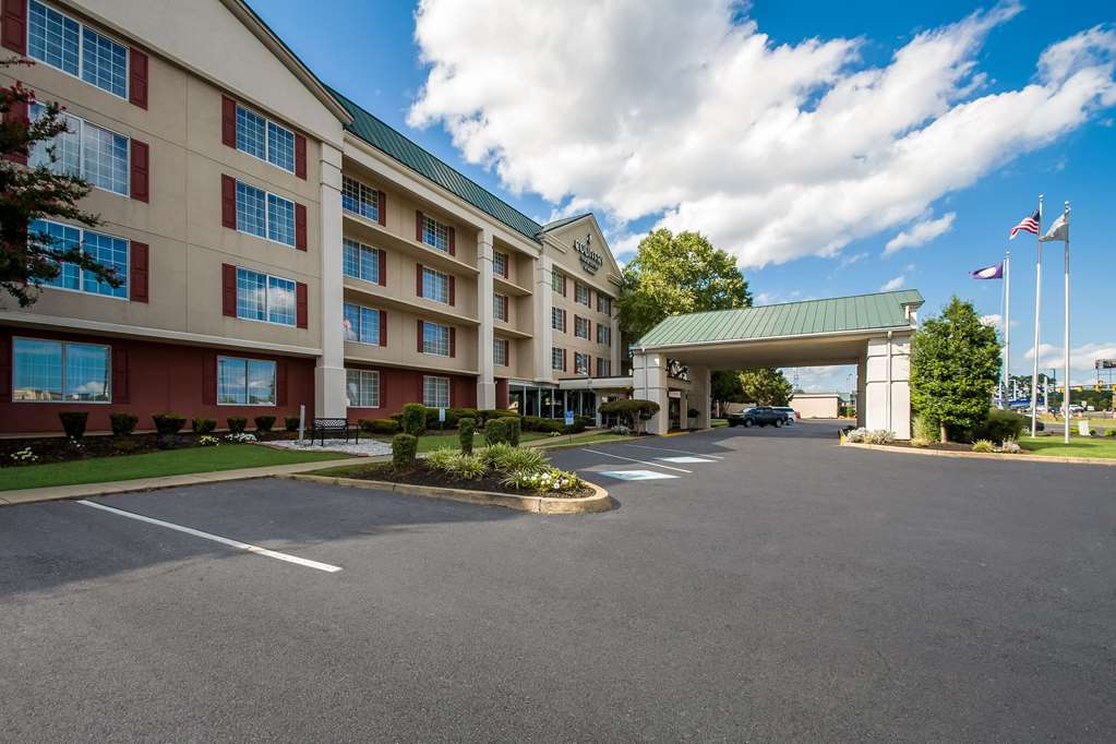 Country Inn & Suites by Radisson Fredericksburg South VA - photo 2