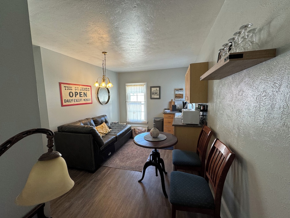 St James Hotel - photo 11