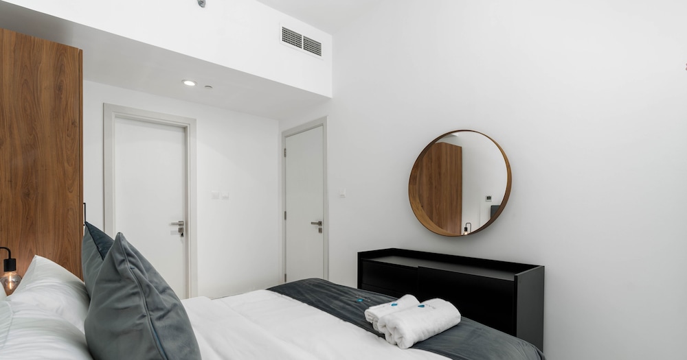 Just in Thyme - carbon neutral hotel in Unknown City