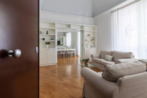 VE Apartment by My Temporary Home — 4-Star Luxury Hotel in Catania, Italy