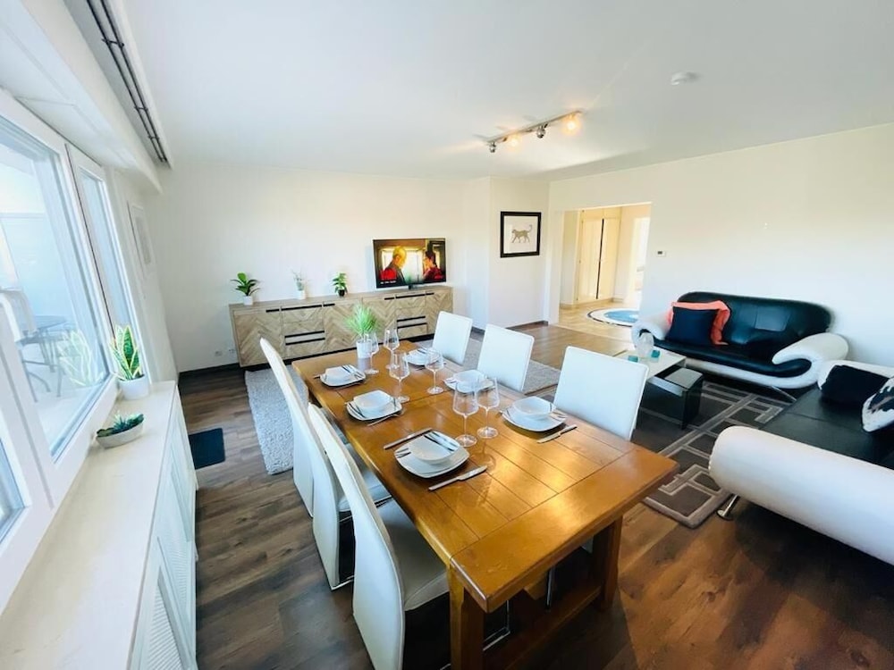 Penthouse in Center Parking&Terrace — 4-Star Luxury Hotel in Luxembourg, Luxembourg