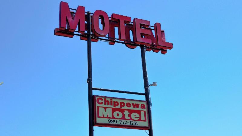 Chippewa Motel - photo 11