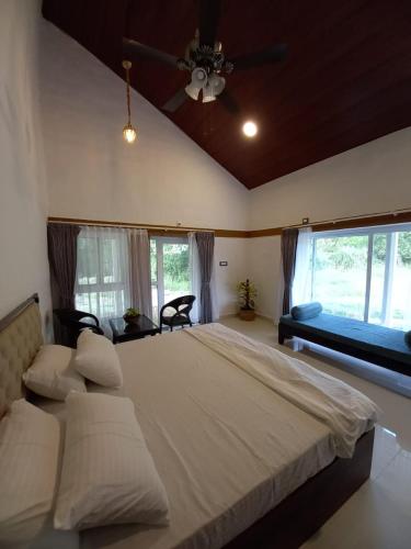 Nirvana Exotica - carbon neutral hotel in Unknown City