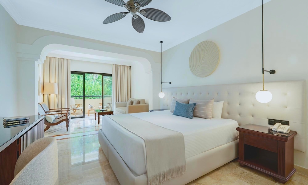 Grand Palladium Select White Sand Resort & Spa All Inclusive