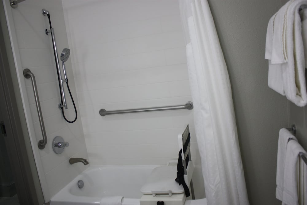 Holiday Inn Express Hotel & Suites Shamrock North by IHG - photo 51