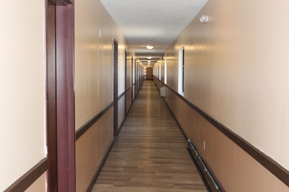 Bellevue Hotel & Suites - photo 62