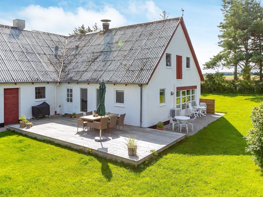 4 person holiday home in Hjørring — 4-Star Luxury Hotel in Hjorring, Denmark