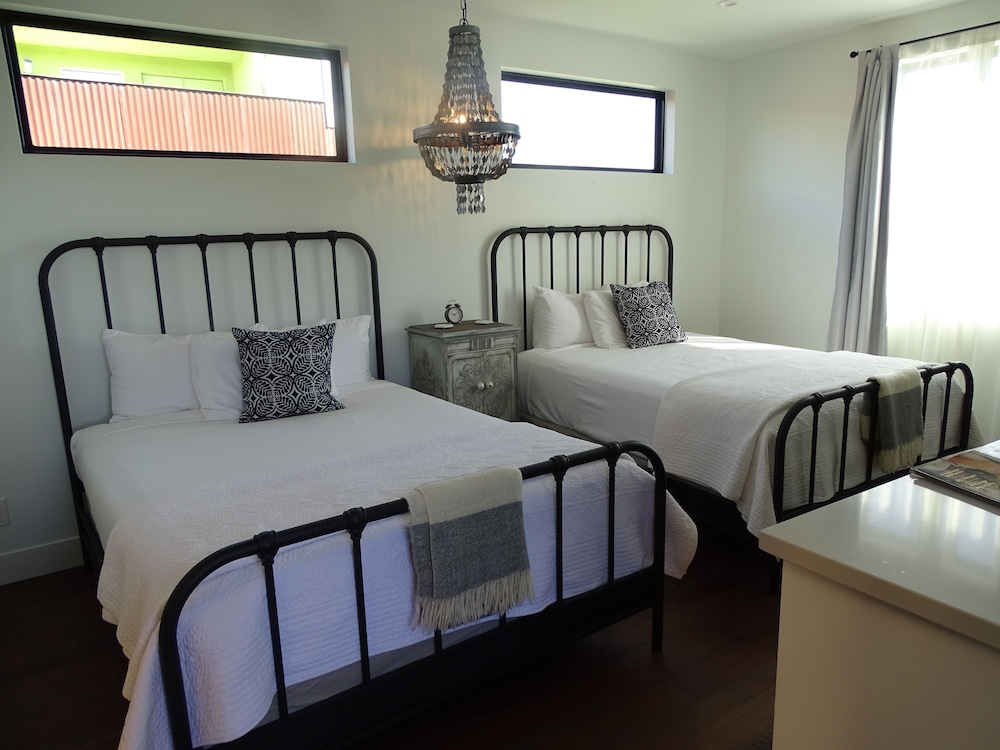 Bespoke Inn Scottsdale - photo 17