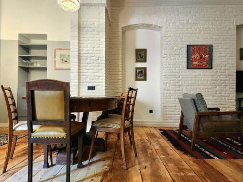 Amaghleba birds