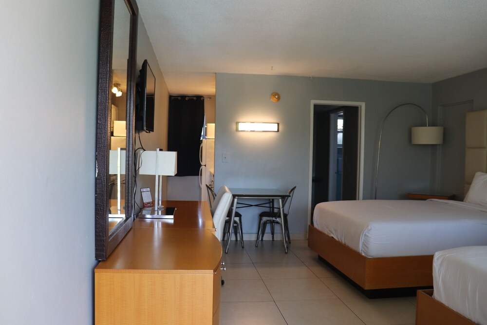 Ocean Mile Hotel - photo 5