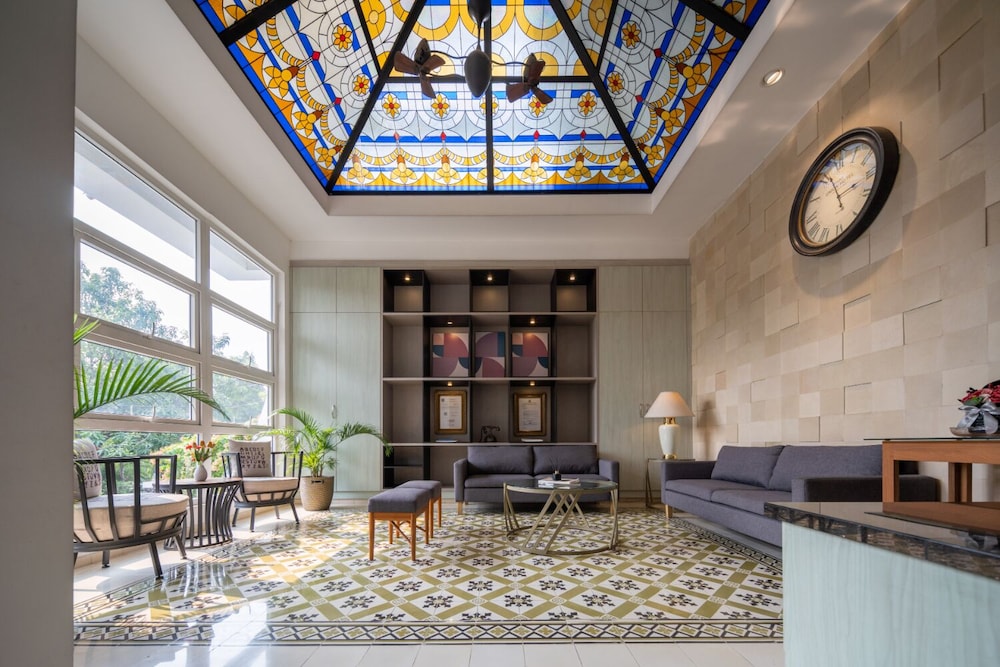 Cove Bening Boutique in Bekasi, Indonesia