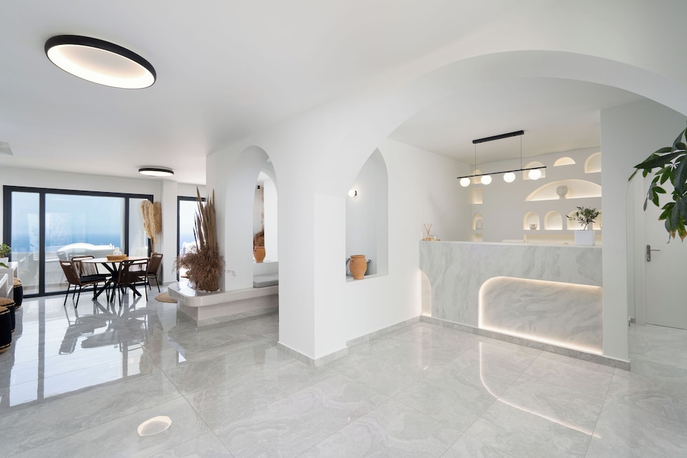 Cuore Santo Suites — Fira — photo 4
