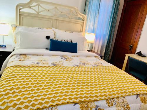 Cozy First Floor Apartment — 4-Star Luxury Hotel in Chicopee, United States