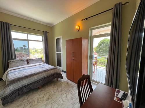 Phyllen Hotel — Tanga — photo 2