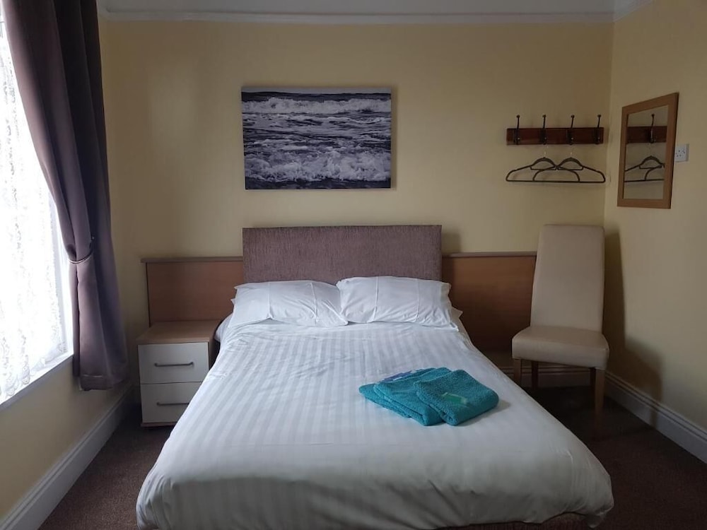 Beacon Hotel - carbon neutral hotel in Redcar