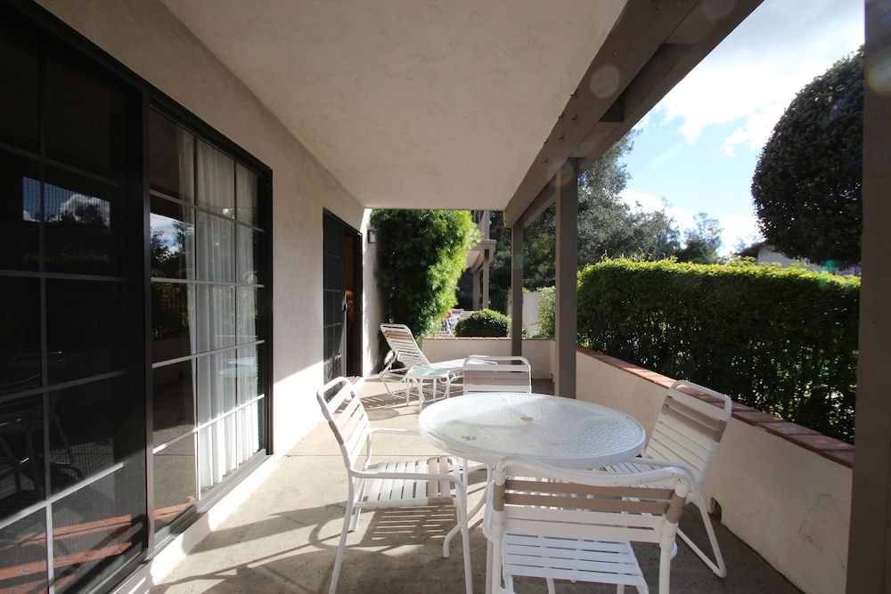Riviera Oaks Resort - photo 28