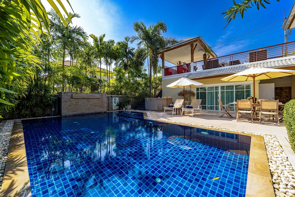 3 Bedroom Pool Villa in Great Location STV — 4-Star Luxury Hotel in Hua Hin, Thailand