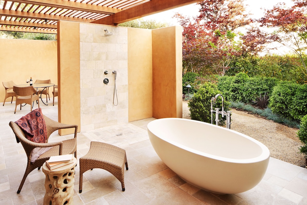 Auberge Du Soleil - photo 30