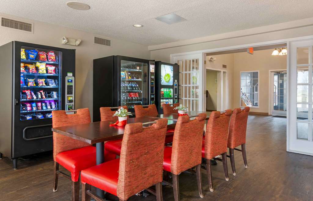 Extended Stay America Suites Kansas City Airport Tiffany Spr - photo 11