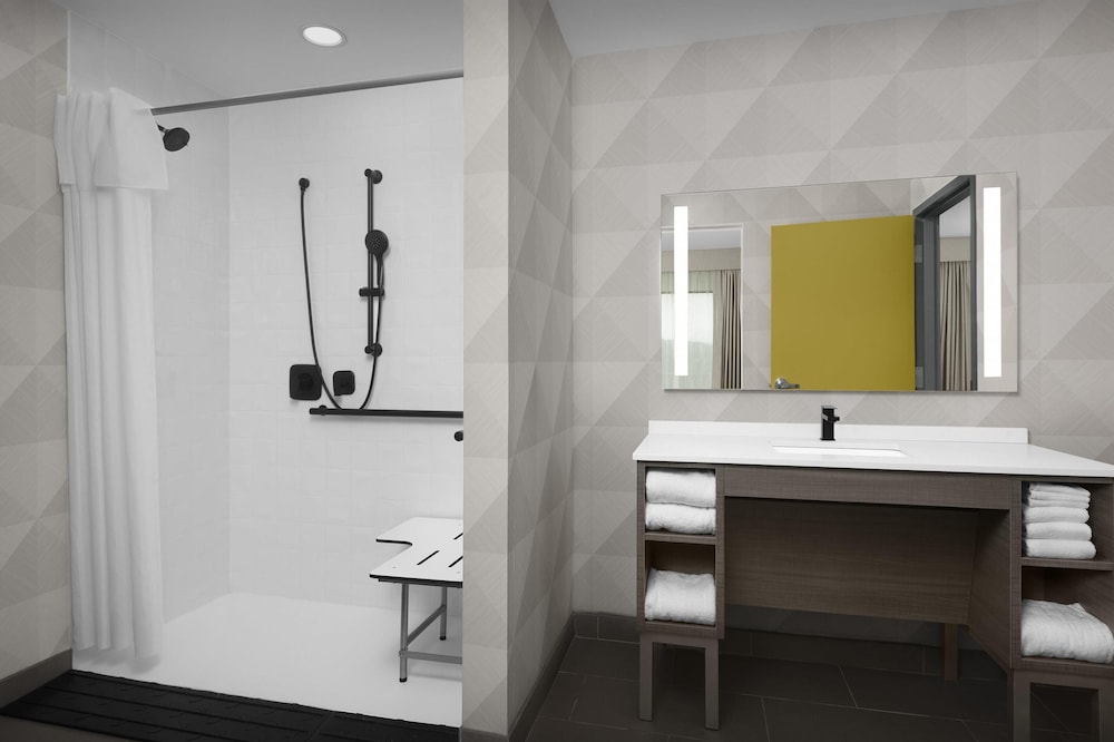 Home2 Suites by Hilton Sevierville - photo 21
