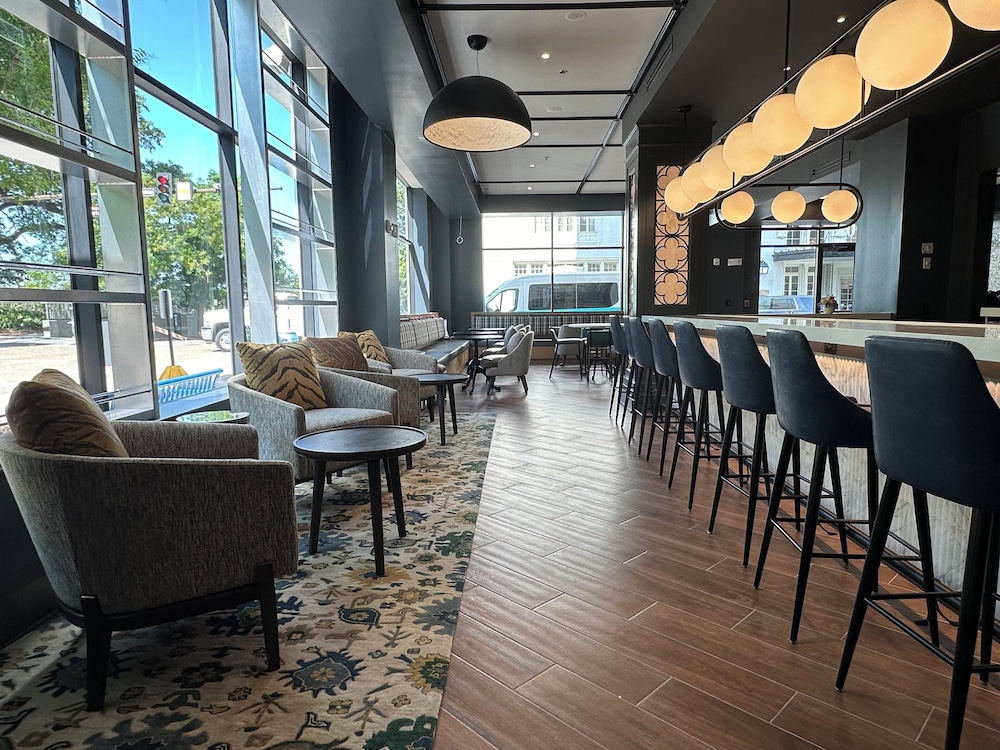 Hotel Indigo Baton Rouge Downtown by IHG - photo 98