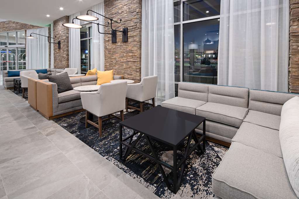 Hyatt Place Bakersfield - photo 4