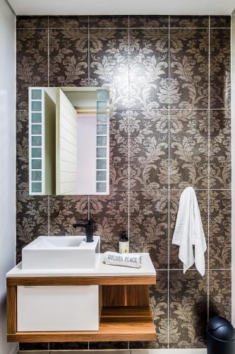Belina Crystal Towers Presidential Penthouse
