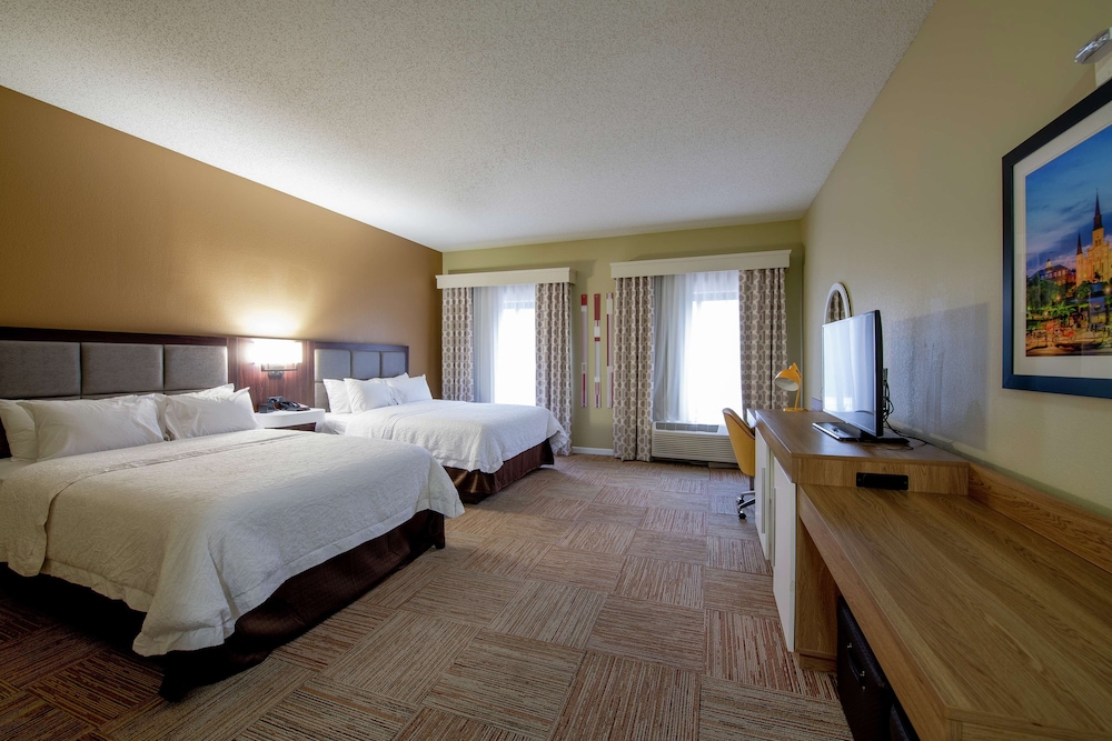 Hampton Inn & Suites Lafayette - photo 14